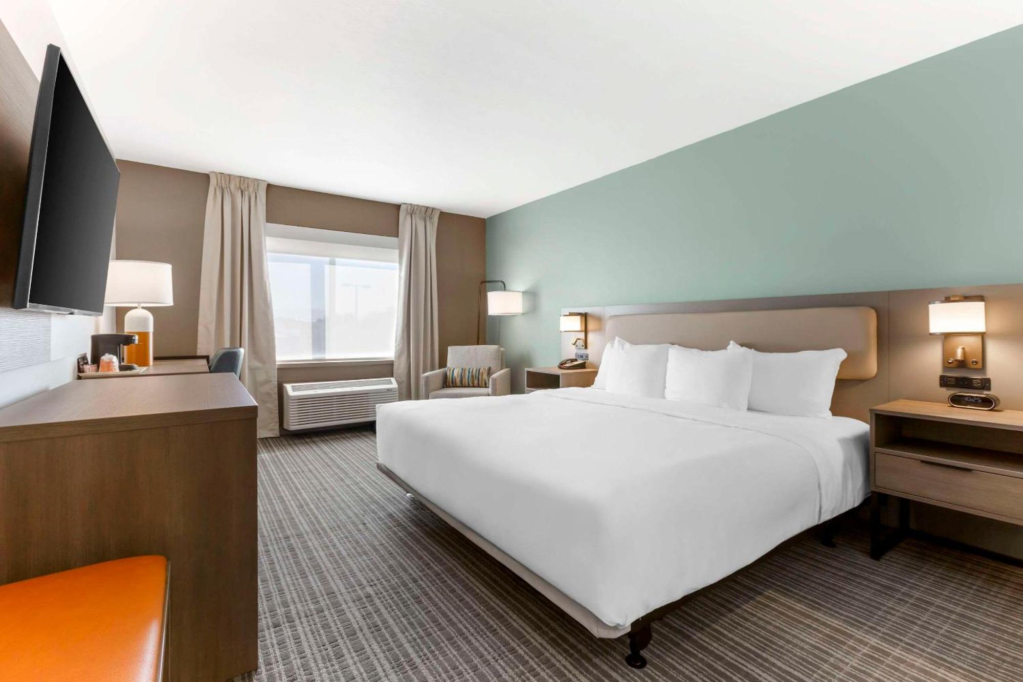 คอมฟอร์ต สวีตส์ แอต ทูซาน มอลล์ Hotel ทูซอน ภายนอก รูปภาพ
