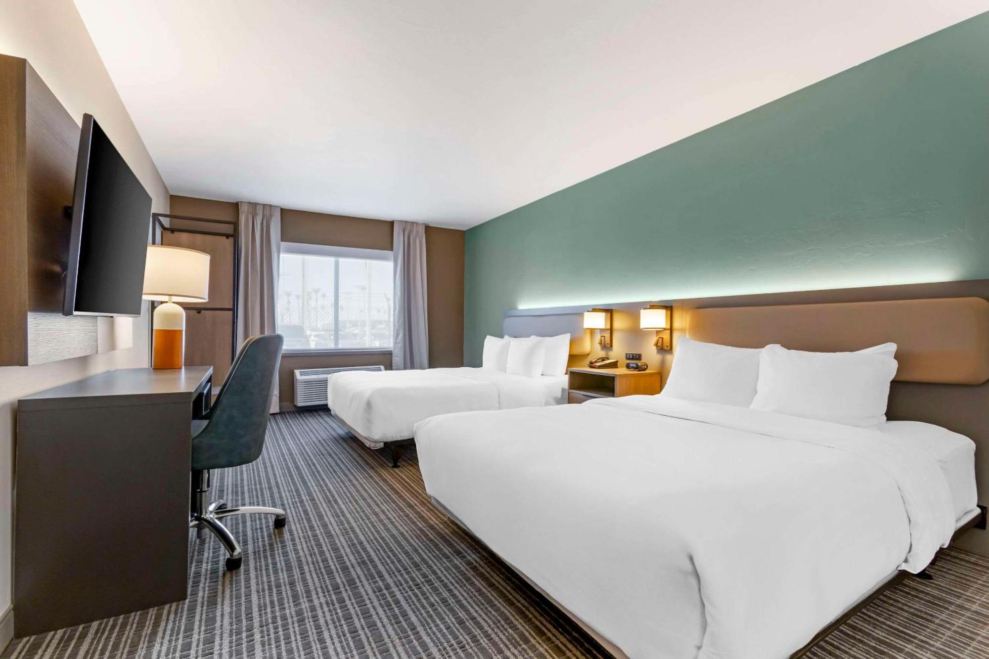 คอมฟอร์ต สวีตส์ แอต ทูซาน มอลล์ Hotel ทูซอน ภายนอก รูปภาพ